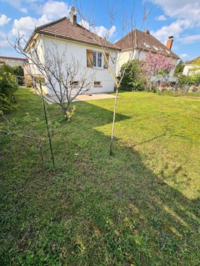 Maison indépendante avec jardin proche Pont canal